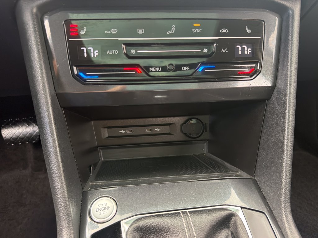 Certified 2023 Volkswagen Tiguan SE w/ Panoramic Sunroof Package FWD image 17