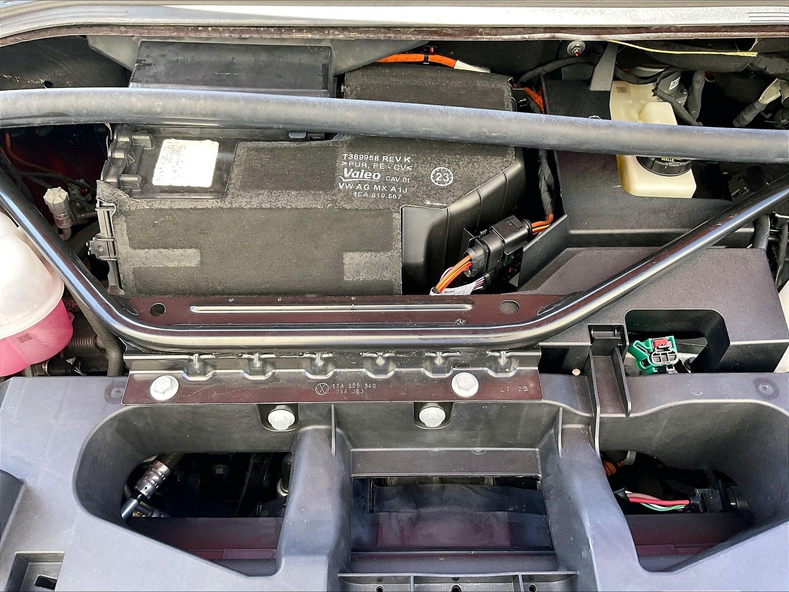 Certified 2023 Volkswagen ID.4 Pro S Plus AWD/4WD image 31