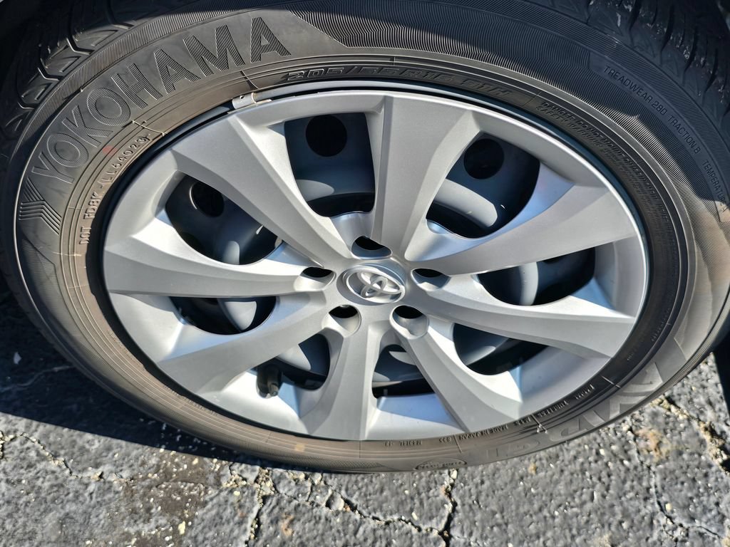 Certified 2024 Toyota Corolla LE FWD image 13