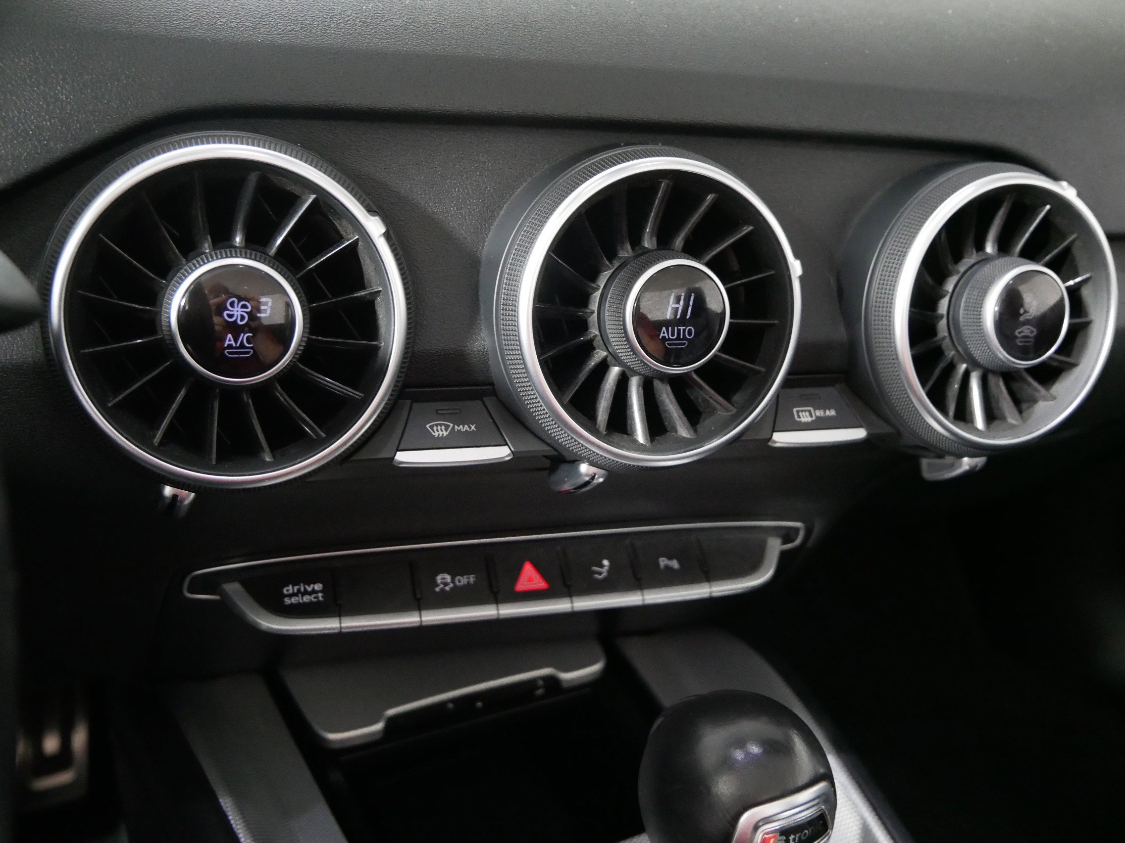 Used 2016 Audi TT 2.0T image 21