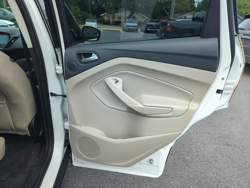 Used 2019 Ford Escape Titanium AWD/4WD image 31