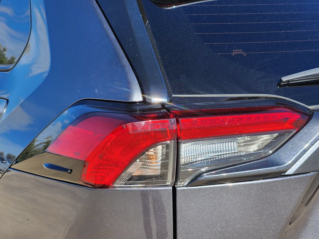 Used 2024 Toyota RAV4 LE AWD/4WD image 13