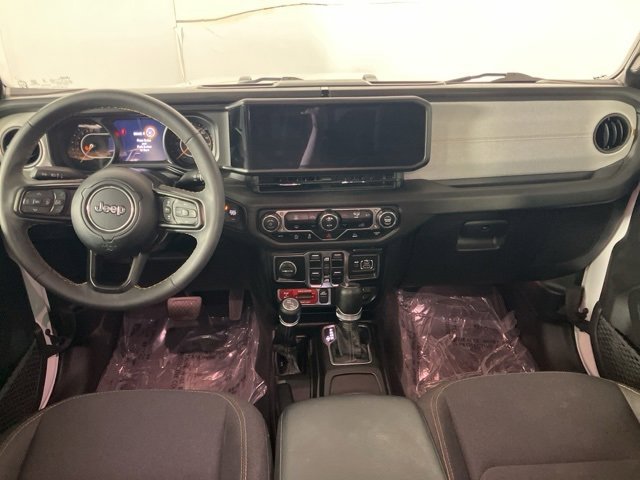 Used 2024 Jeep Gladiator Sport image 14