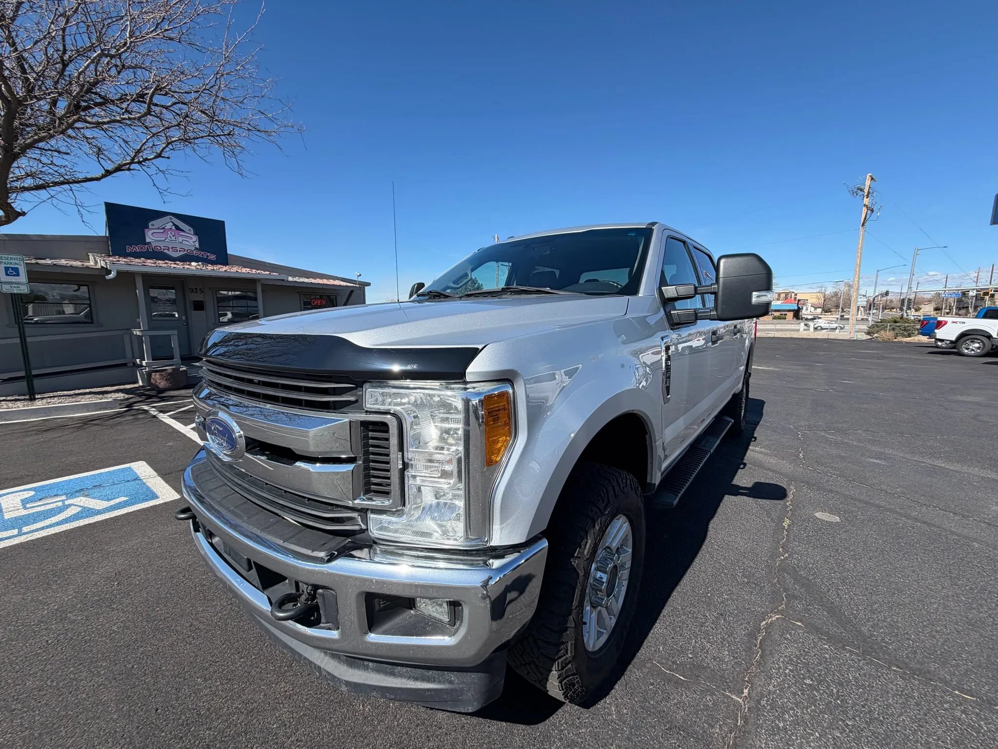 Used 2017 Ford F250 XLT w/ FX4 Off-Road Package AWD/4WD image 2