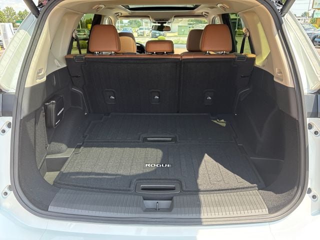 New 2026 Nissan Rogue Platinum w/ Platinum Premium Package AWD/4WD image 23