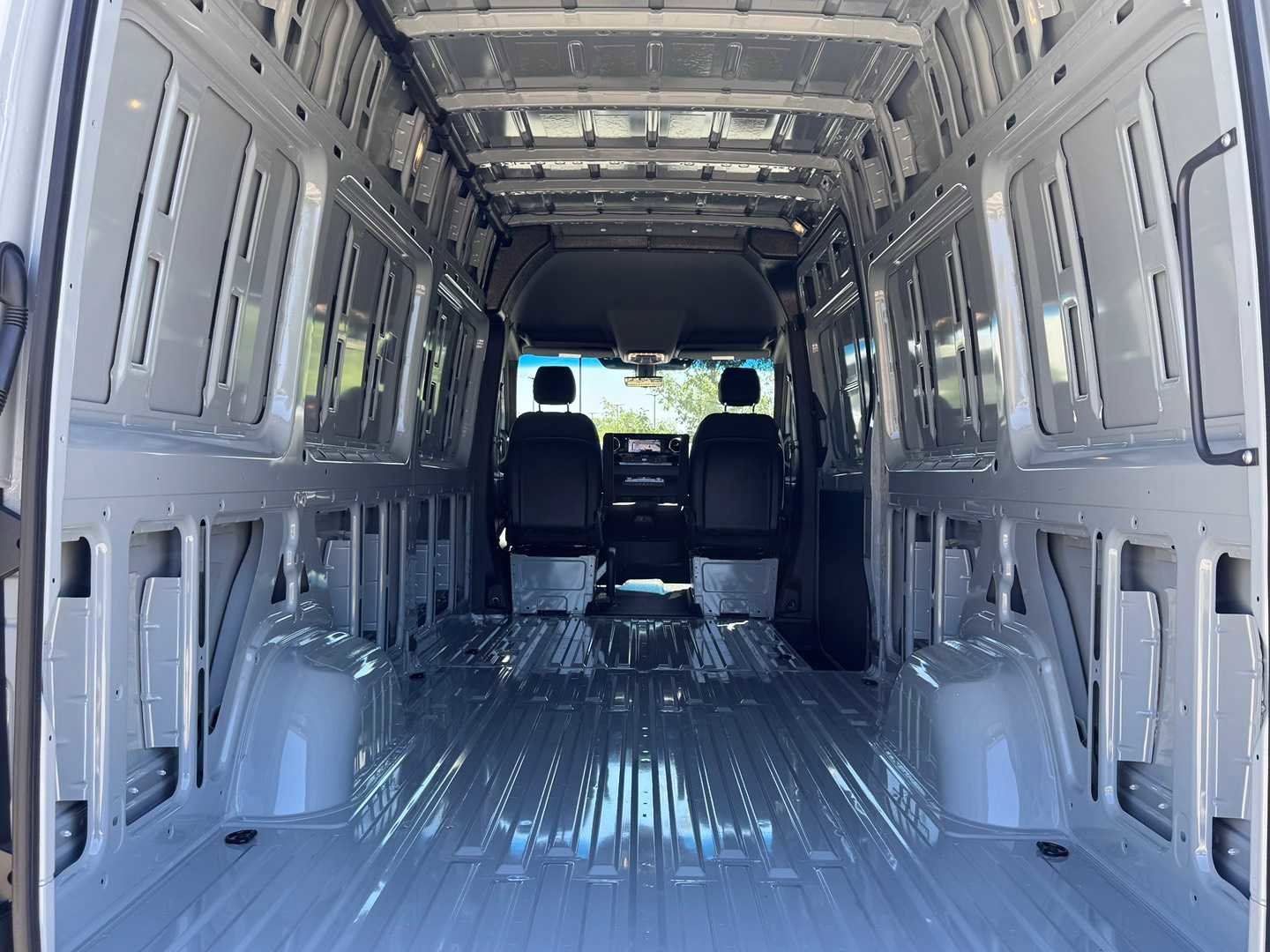 New 2026 Mercedes-Benz Sprinter 2500 image 10