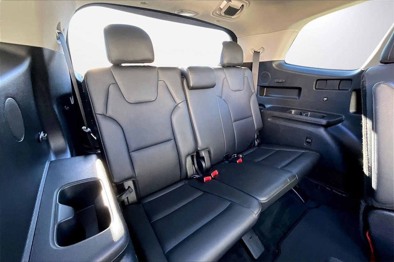 Used 2022 Kia Telluride SX w/ Nightfall Edition Package image 25