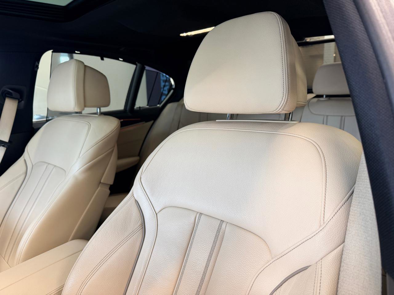 Used 2019 BMW 530i w/ Premium Package RWD image 22