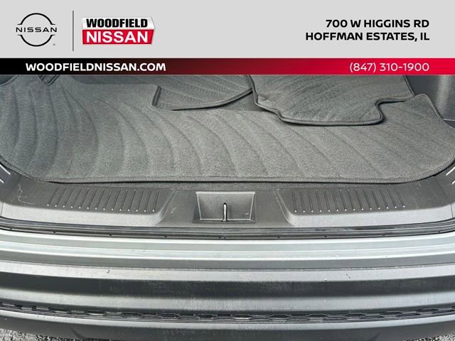 Used 2024 Chevrolet Trax LS FWD image 17