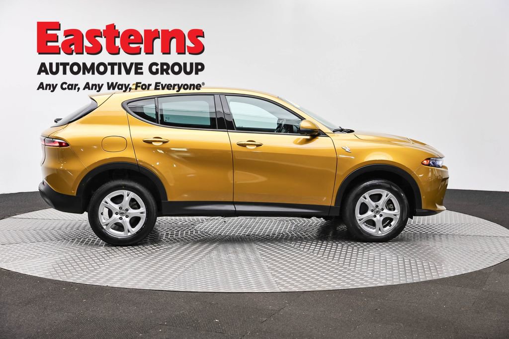 Used 2023 Dodge Hornet GT w/ Tech Pack w/o Parking AWD/4WD image 4