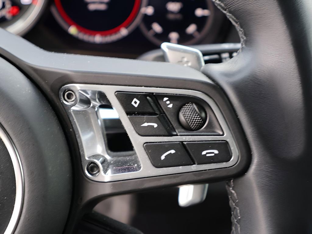 Certified 2023 Porsche Cayenne Turbo S AWD/4WD image 30