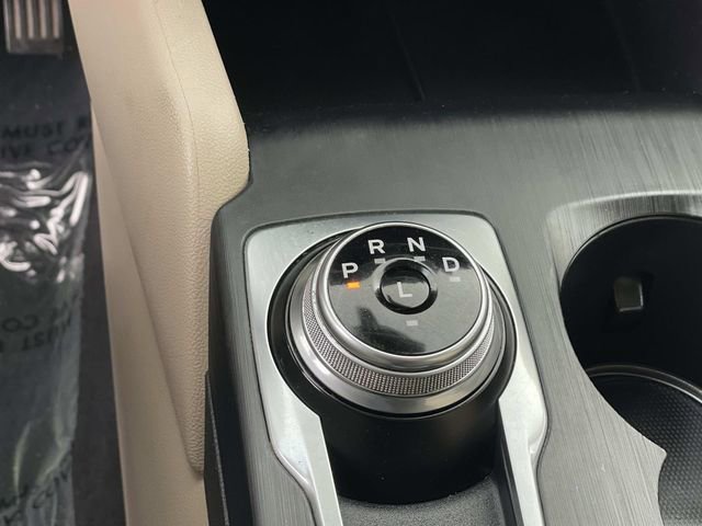 Used 2020 Ford Escape Titanium image 17