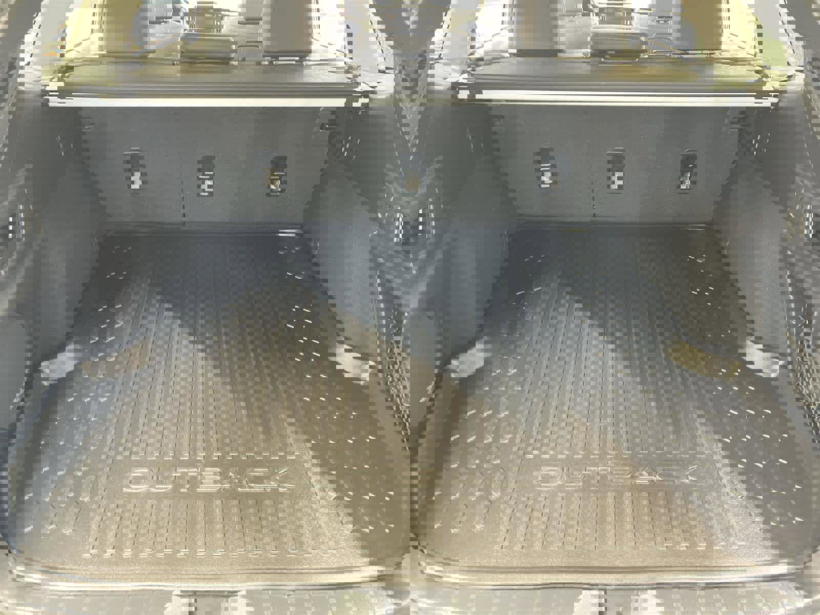 Certified 2023 Subaru Outback Limited image 15