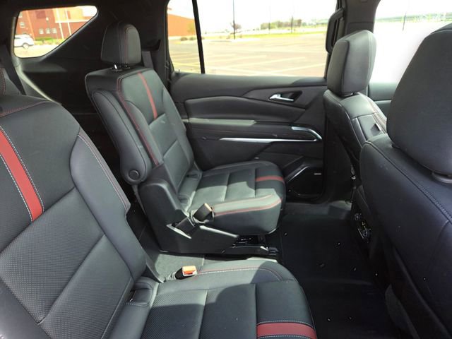 Used 2024 Chevrolet Traverse RS AWD/4WD image 43