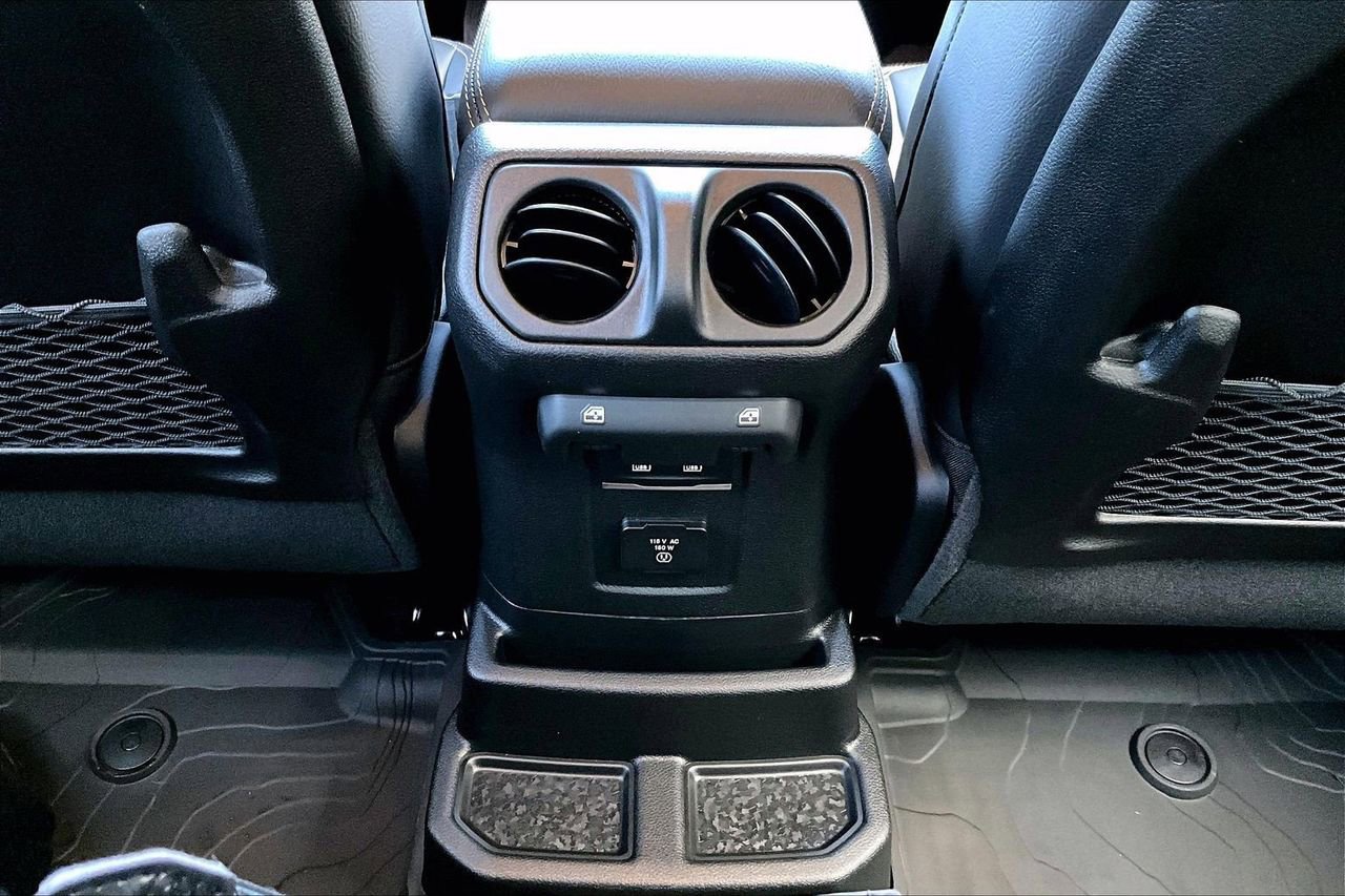 New 2026 Jeep Wrangler Sahara AWD/4WD image 17