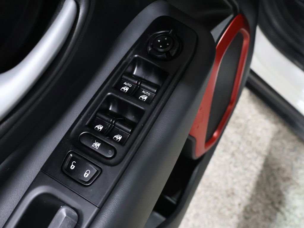 Certified 2023 Jeep Renegade Trailhawk image 15