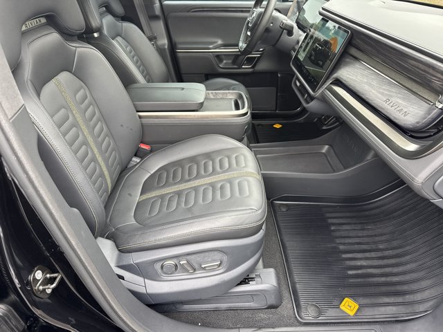 Used 2022 Rivian R1T Launch Edition AWD/4WD image 15