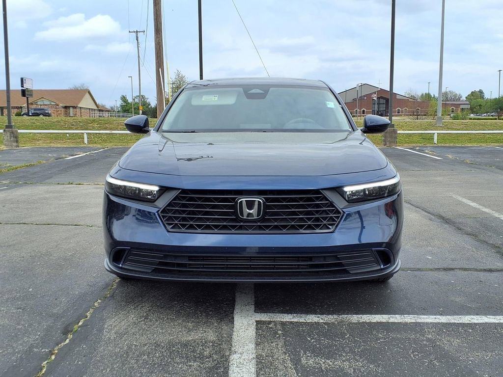 Used 2024 Honda Accord EX image 2