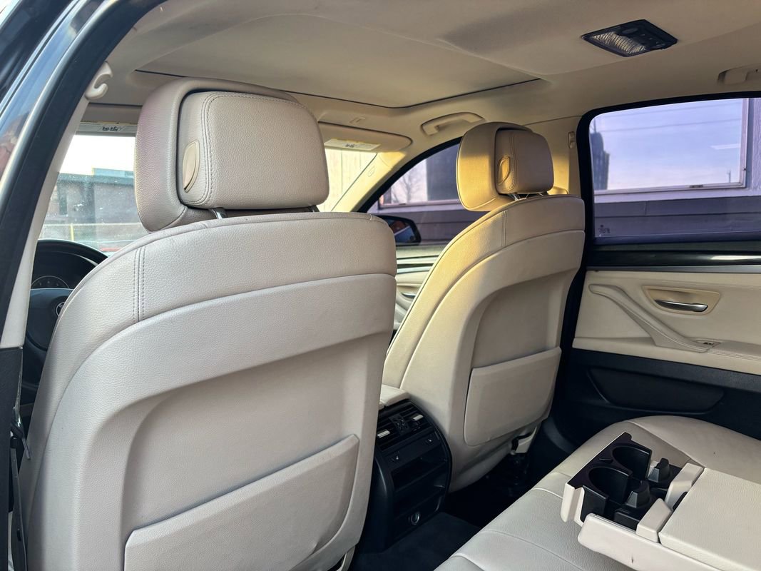 Used 2013 BMW 528i xDrive Sedan AWD/4WD image 34