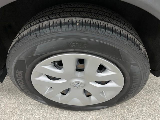 Used 2019 Nissan Rogue Sport S AWD/4WD image 16