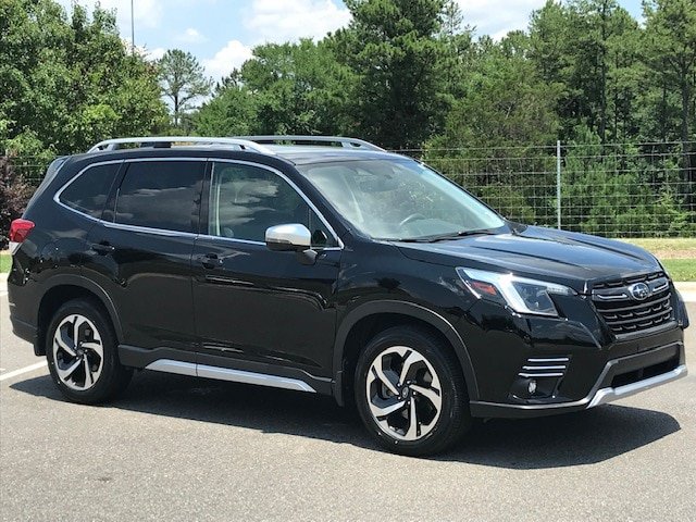 Certified 2023 Subaru Forester Touring AWD/4WD image 2