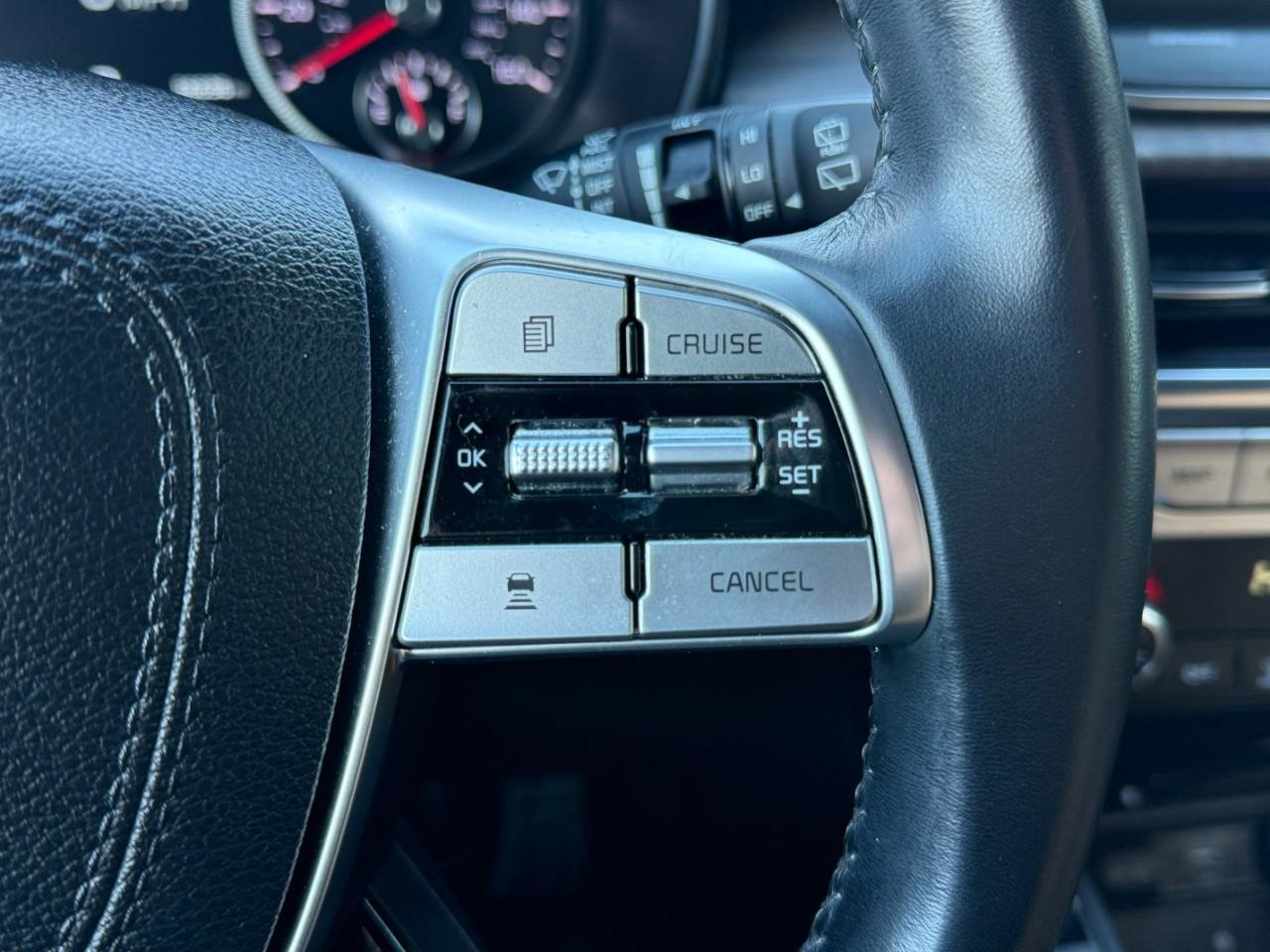 Used 2022 Kia Telluride SX image 38