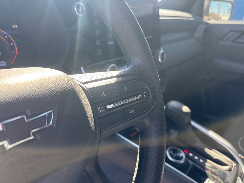 Used 2024 Chevrolet Colorado Trail Boss w/ Technology Package image 12