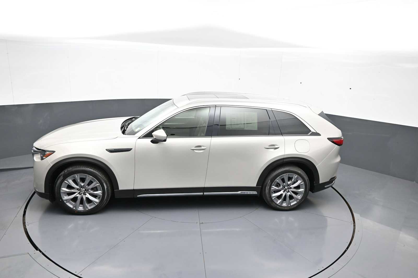 Used 2024 MAZDA CX-90 3.3 Turbo w/ Premium Package AWD/4WD image 44