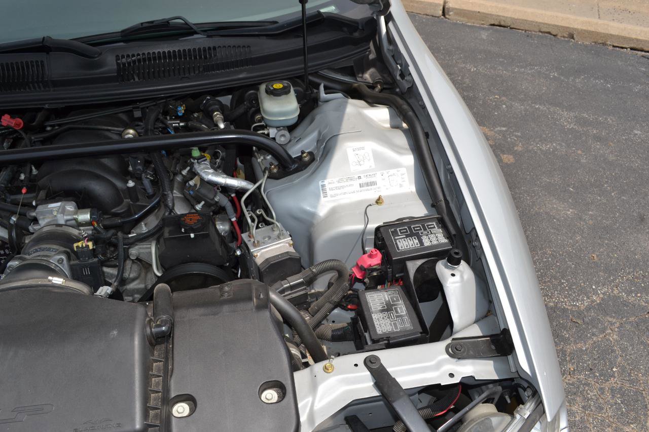 Used 2002 Chevrolet Camaro Z28 w/ SS Performance/Appearance Pkg image 44