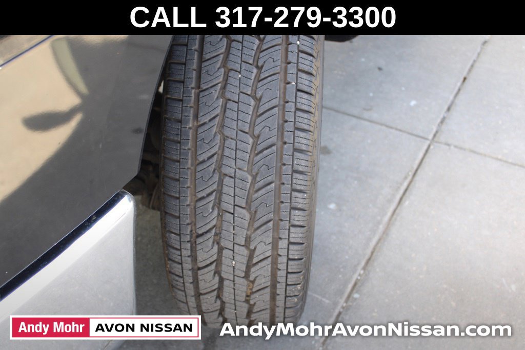 Used 2018 Nissan Titan SV AWD/4WD image 13