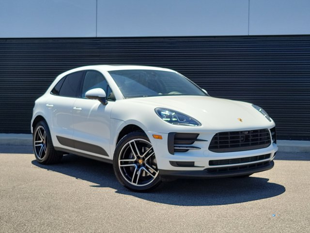 Certified 2021 Porsche Macan AWD/4WD image 9