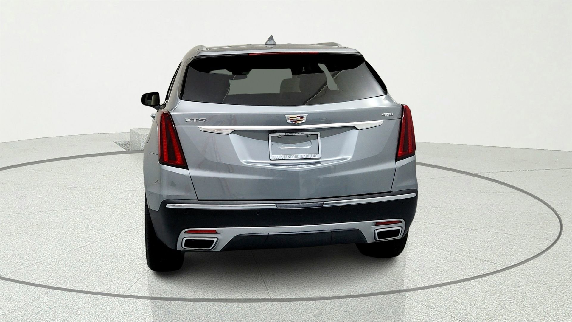 Used 2024 Cadillac XT5 Premium Luxury w/ LPO, Floor Liner Package FWD image 4