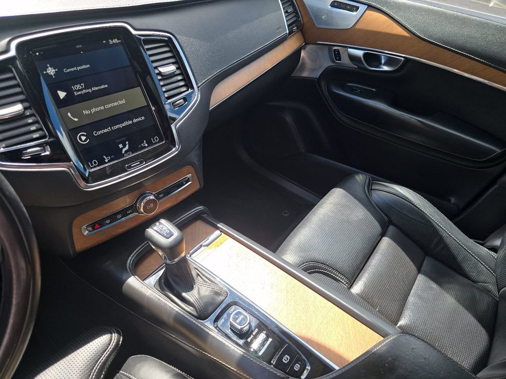 Used 2017 Volvo XC90 T6 Inscription w/ Vision Package AWD/4WD image 33
