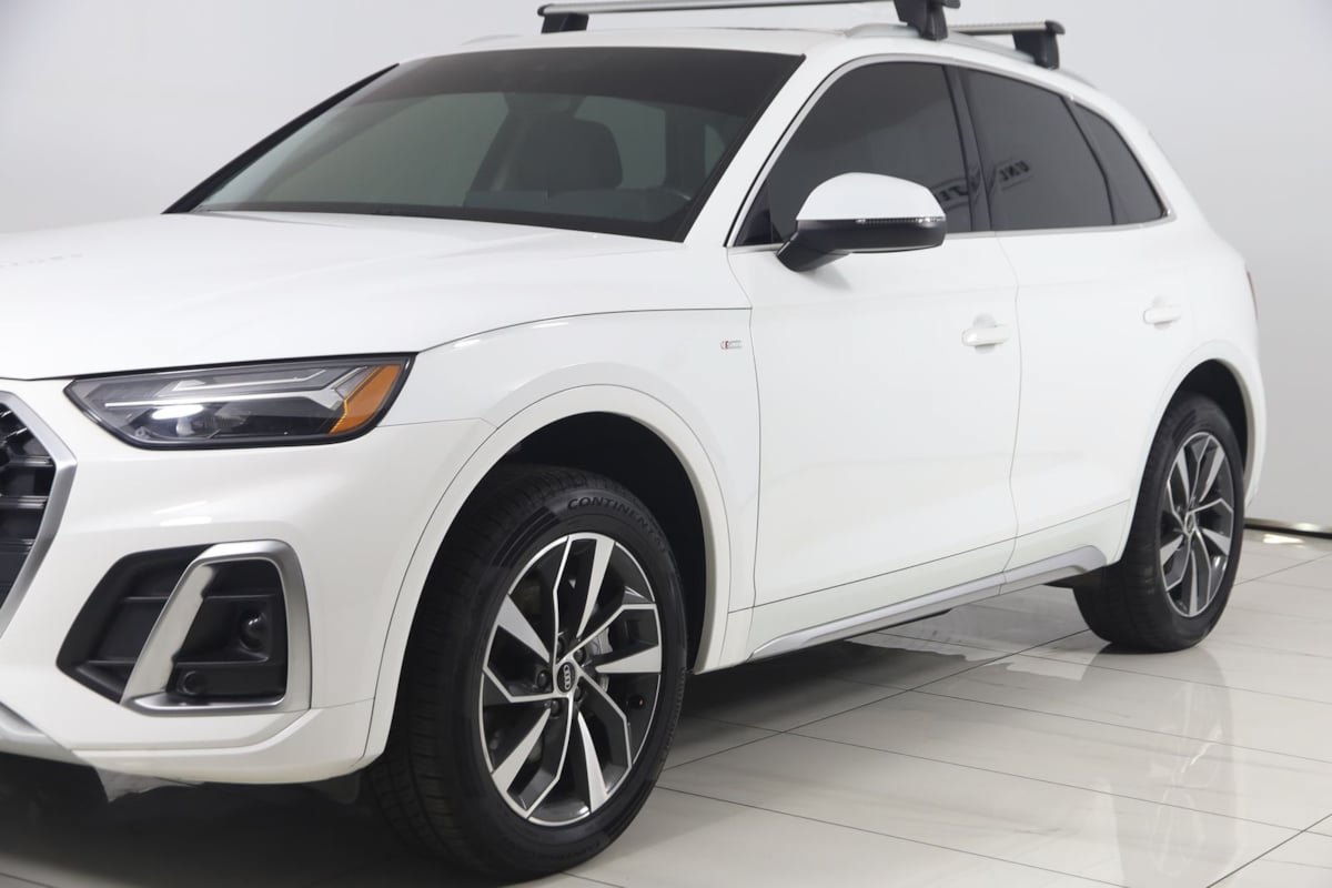 Used 2022 Audi Q5 2.0T Premium w/ Convenience Package AWD/4WD image 50