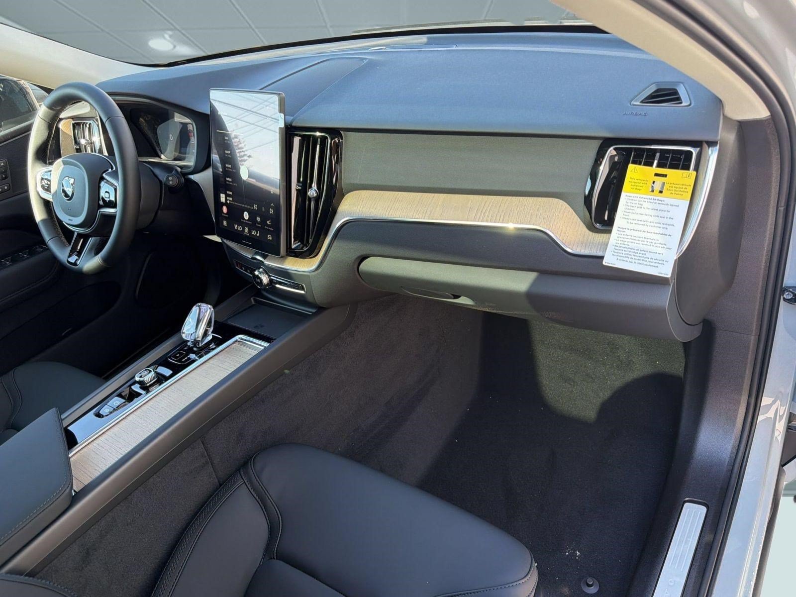 New 2026 Volvo XC60 B5 Plus w/ Climate Package AWD/4WD image 30