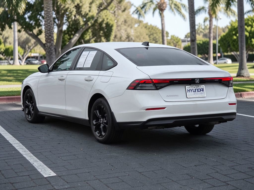 Used 2025 Honda Accord SE image 7