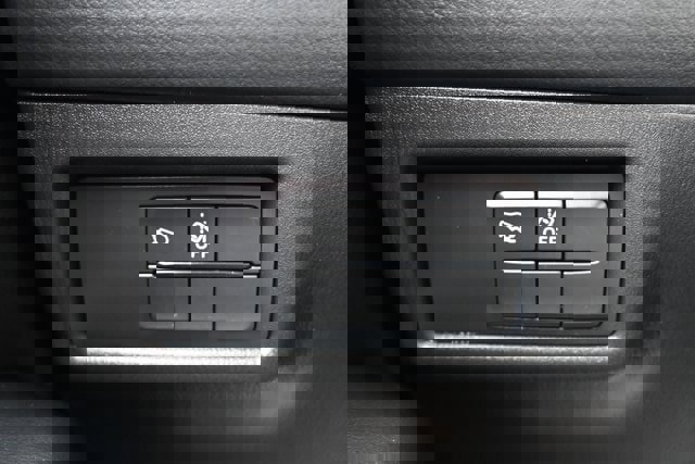 Used 2023 MAZDA CX-5 Carbon Edition image 39