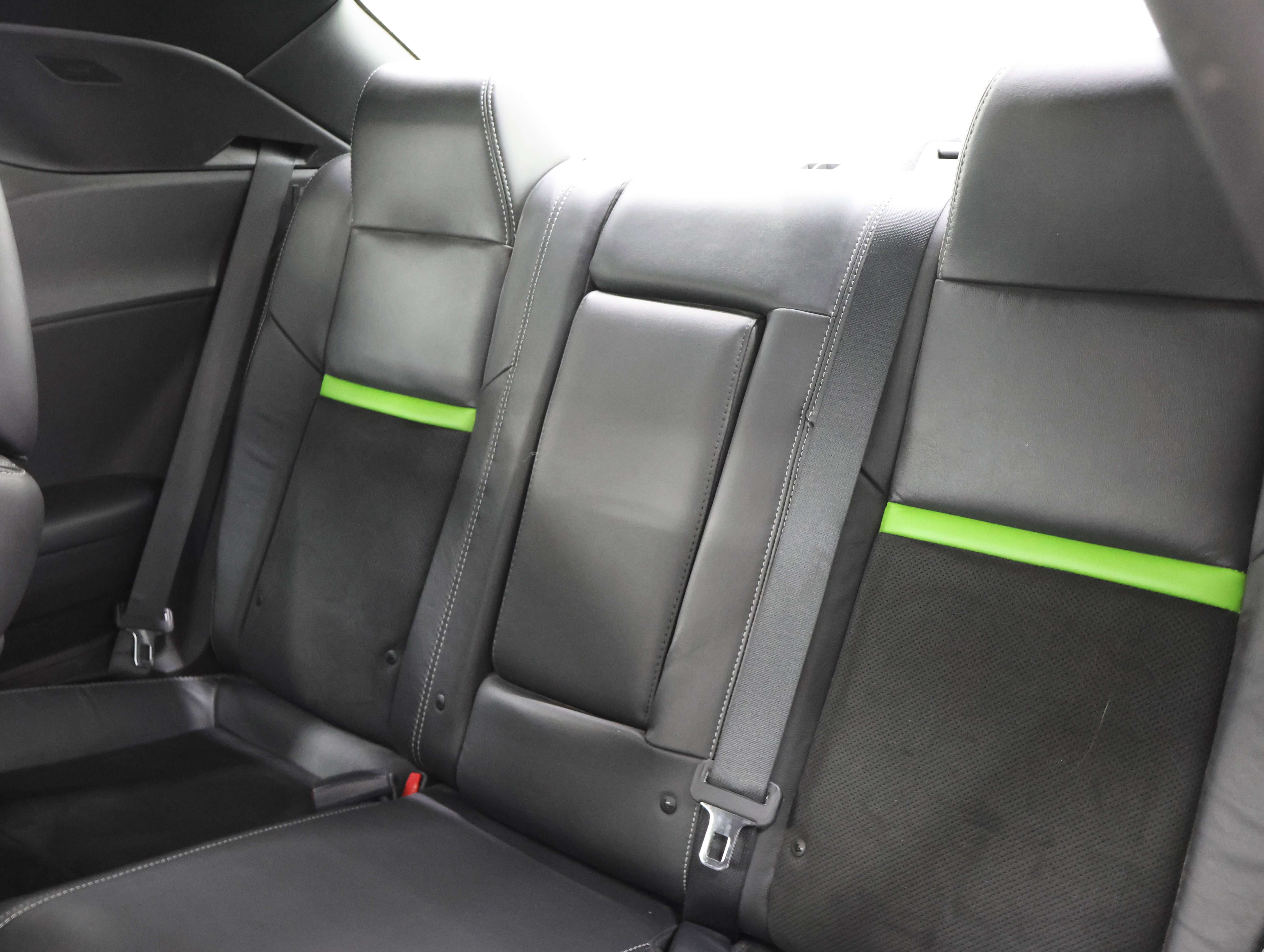 Used 2011 Dodge Challenger SRT8 w/ Green w/Envy Group image 9