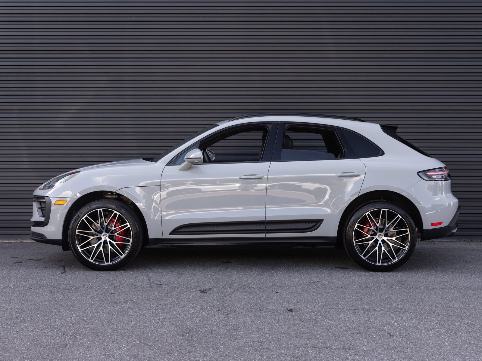 New 2026 Porsche Macan S AWD/4WD image 2