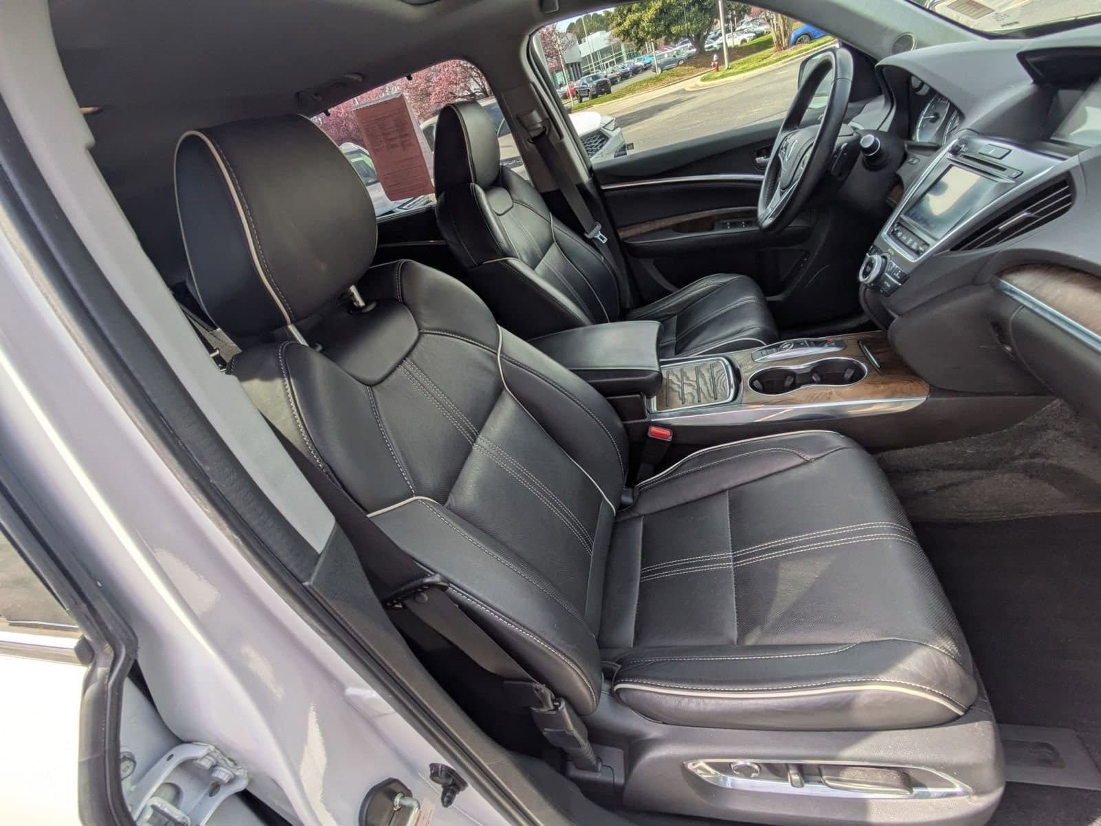 Used 2020 Acura MDX FWD w/ Advance Package image 28