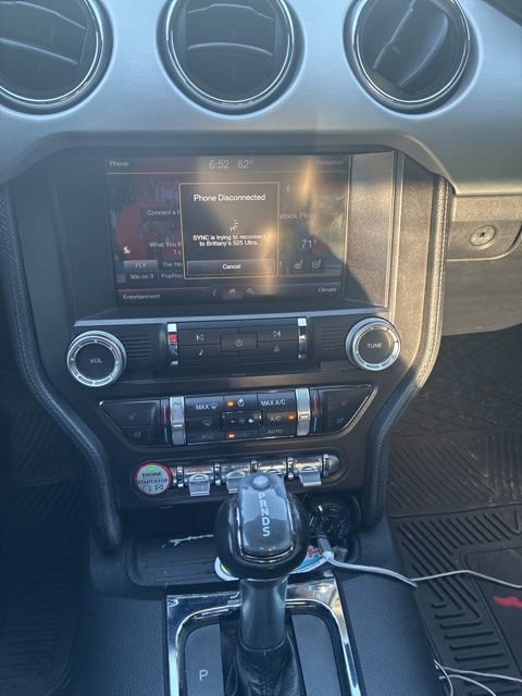 Used 2015 Ford Mustang Premium RWD image 11