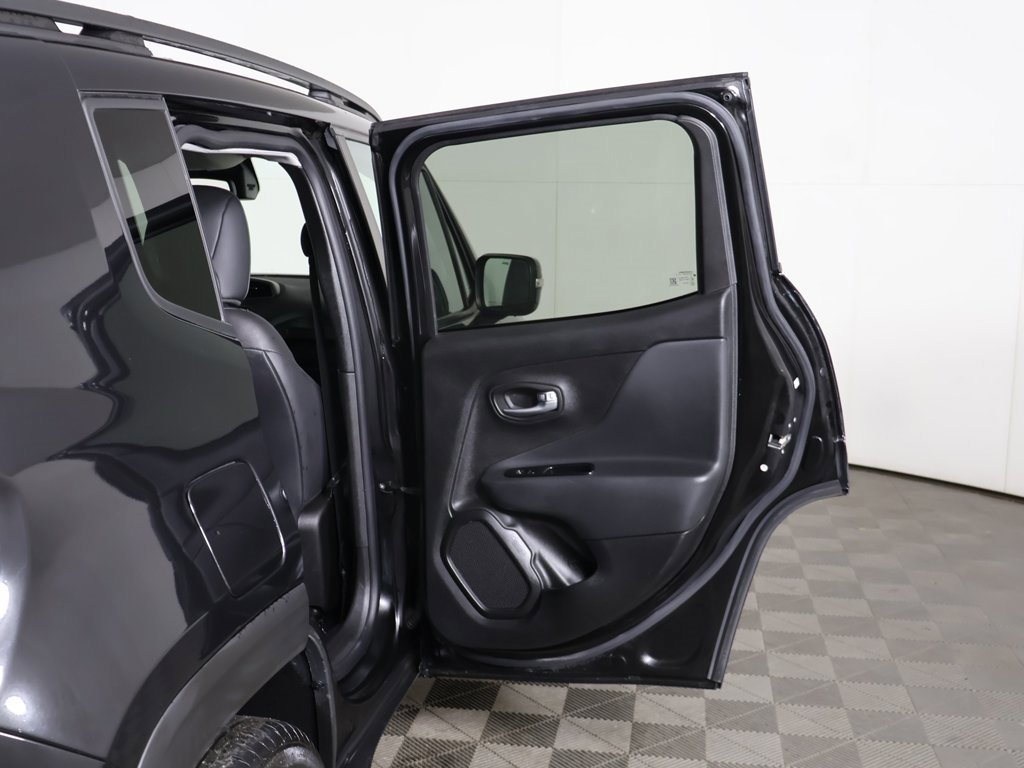 Used 2022 Jeep Renegade Limited image 21