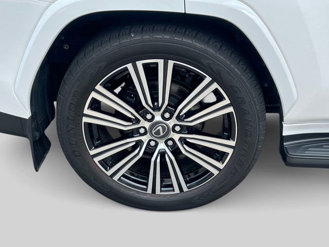 Used 2024 Lexus LX 600 4WD w/ Appearance Package image 8
