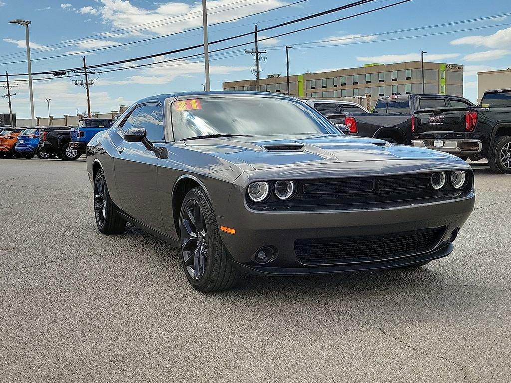 Used 2021 Dodge Challenger SXT w/ Blacktop Package image 2