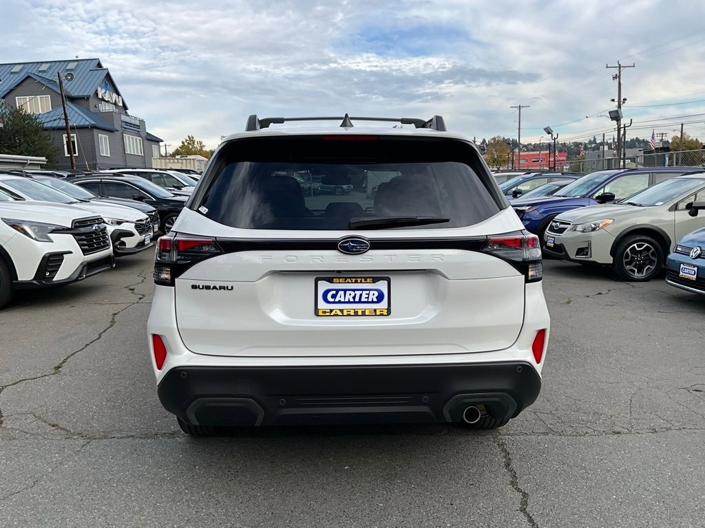 Certified 2025 Subaru Forester Limited image 6