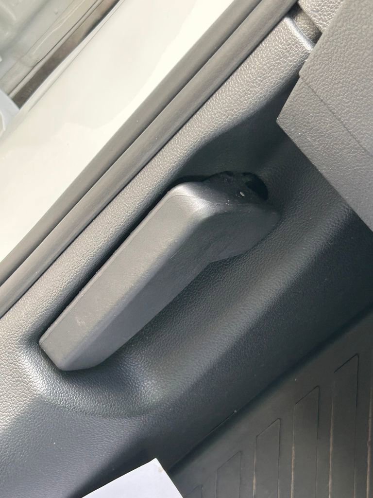 Used 2022 Volkswagen Taos SEL w/ Panoramic Sunroof Package image 57