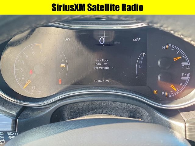 Used 2019 Jeep Grand Cherokee Altitude image 14