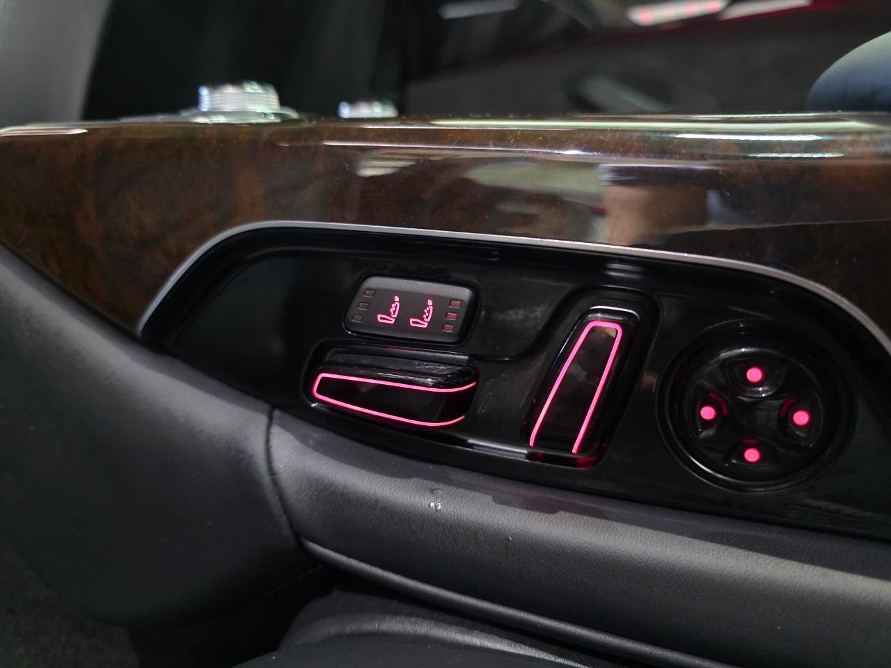 Used 2018 Audi A8 L 4.0T w/ Executive Package image 21