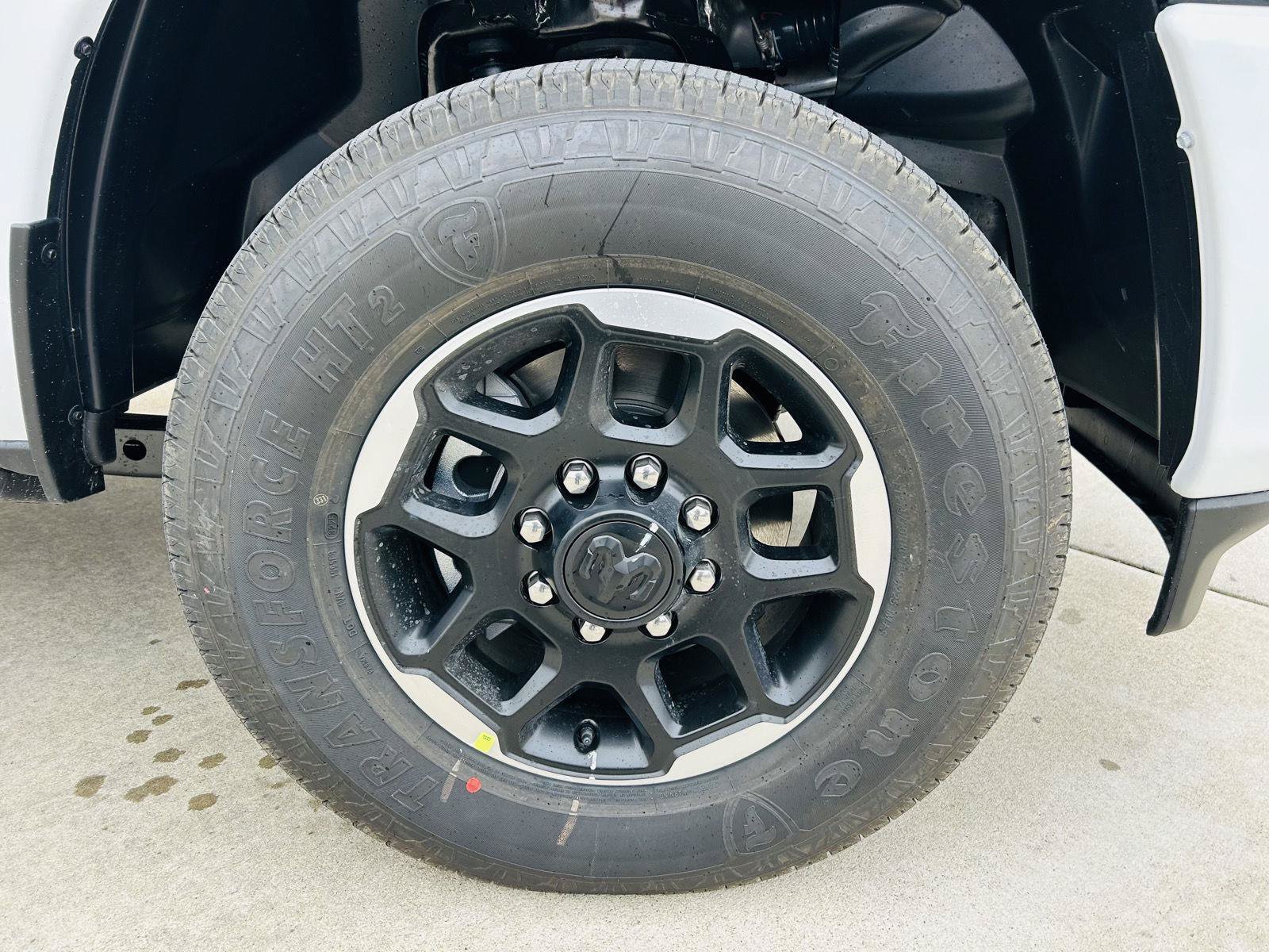 New 2026 RAM 3500 Laramie AWD/4WD image 43