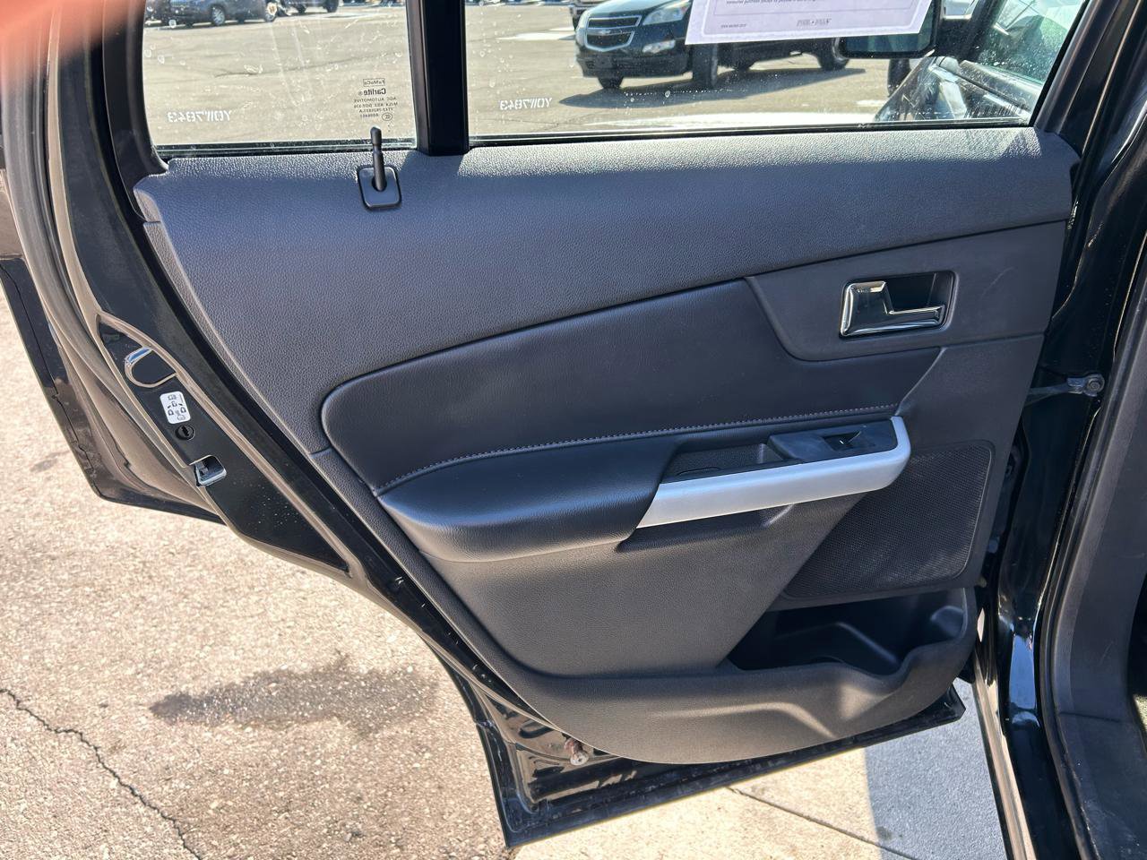 Used 2011 Ford Edge SEL image 13